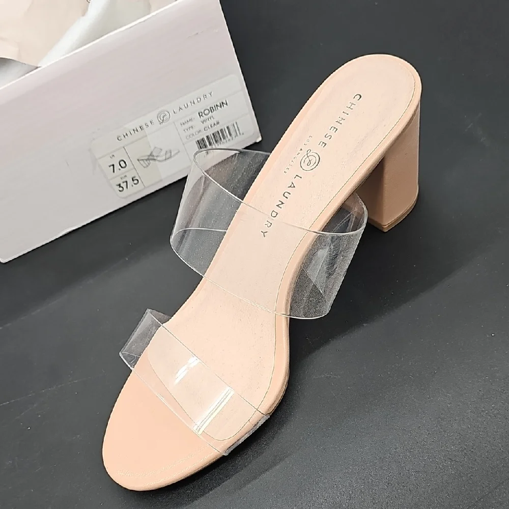 Chinese Laundry ROBINN - Picture 1 of 4